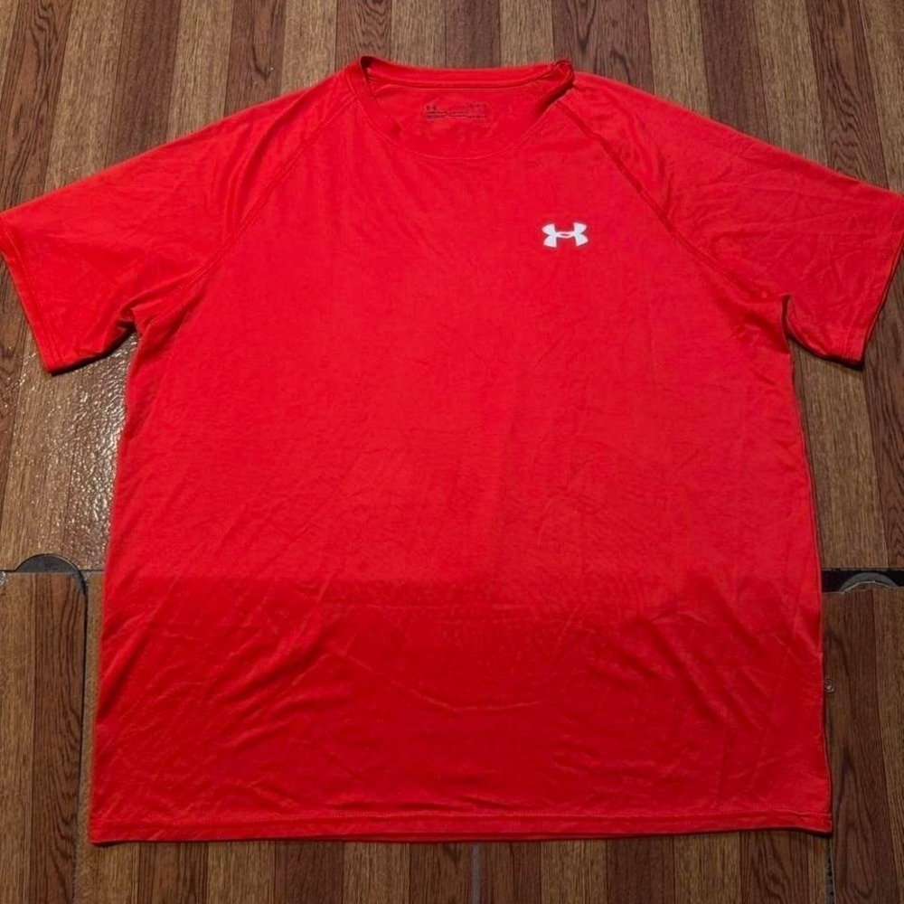 Under Armour Red Heat Tech Retro‎ Sportswear Running Train Shirt Large